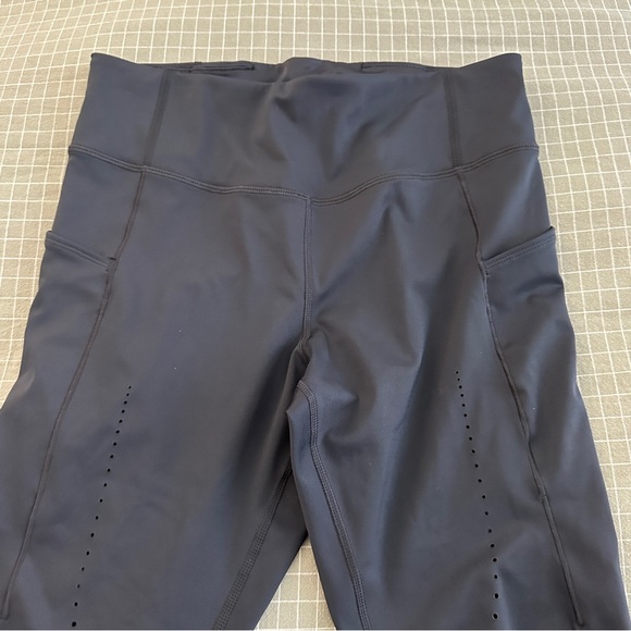 Brooks Running Women’s Cropped Leggings Size Large - Picture 2 of 7